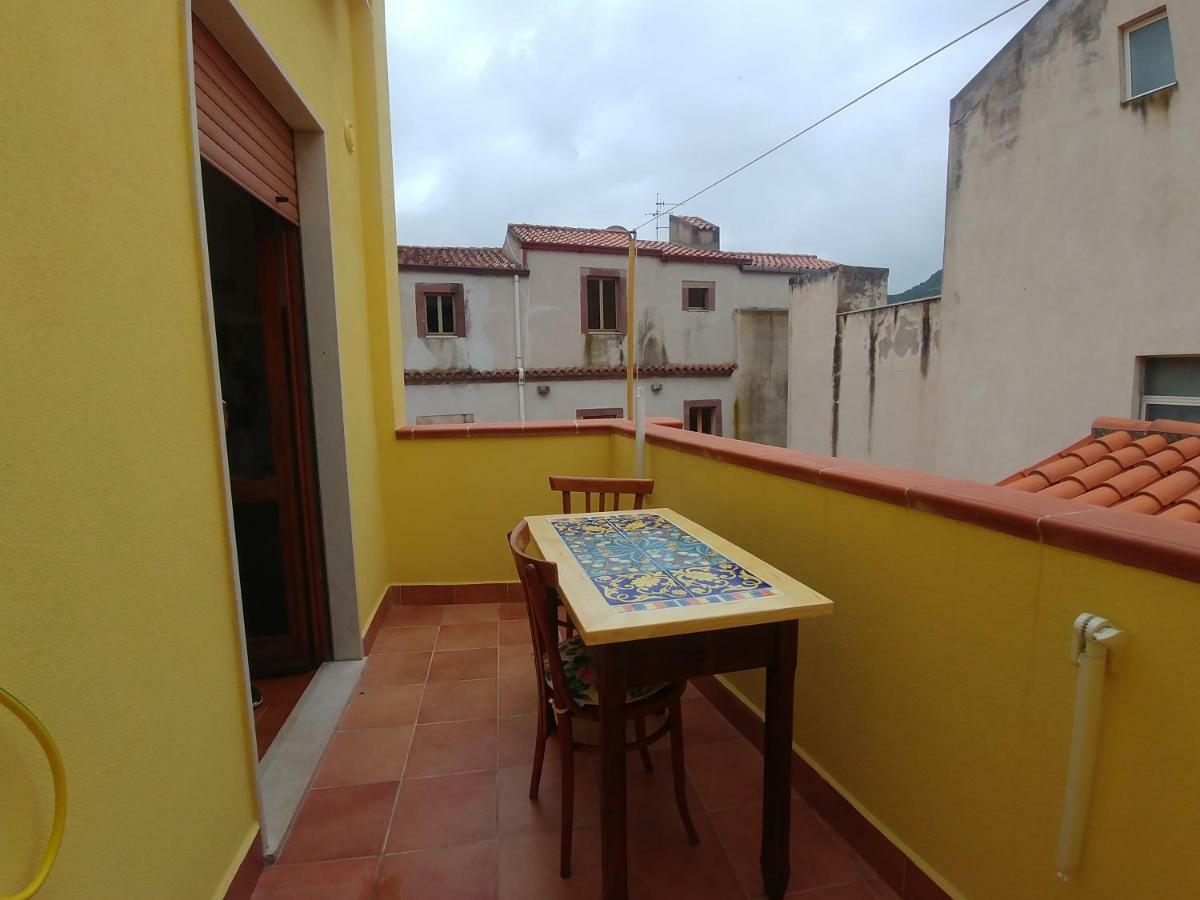 La Casa Di Angelo Hotel Bosa Kültér fotó